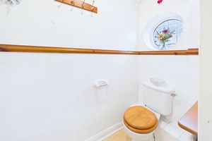 W/C- click for photo gallery